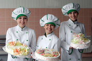 Повар в новый ресторан суши