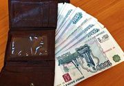 Водитель в такси на личном автомобиле