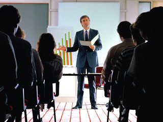 Преподаватель-лектор